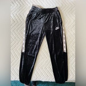 Nike Girls Velour Track Pants